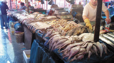 大連蝦爬子等小海鮮價漲三四成，市場供需失衡引發(fā)關(guān)注